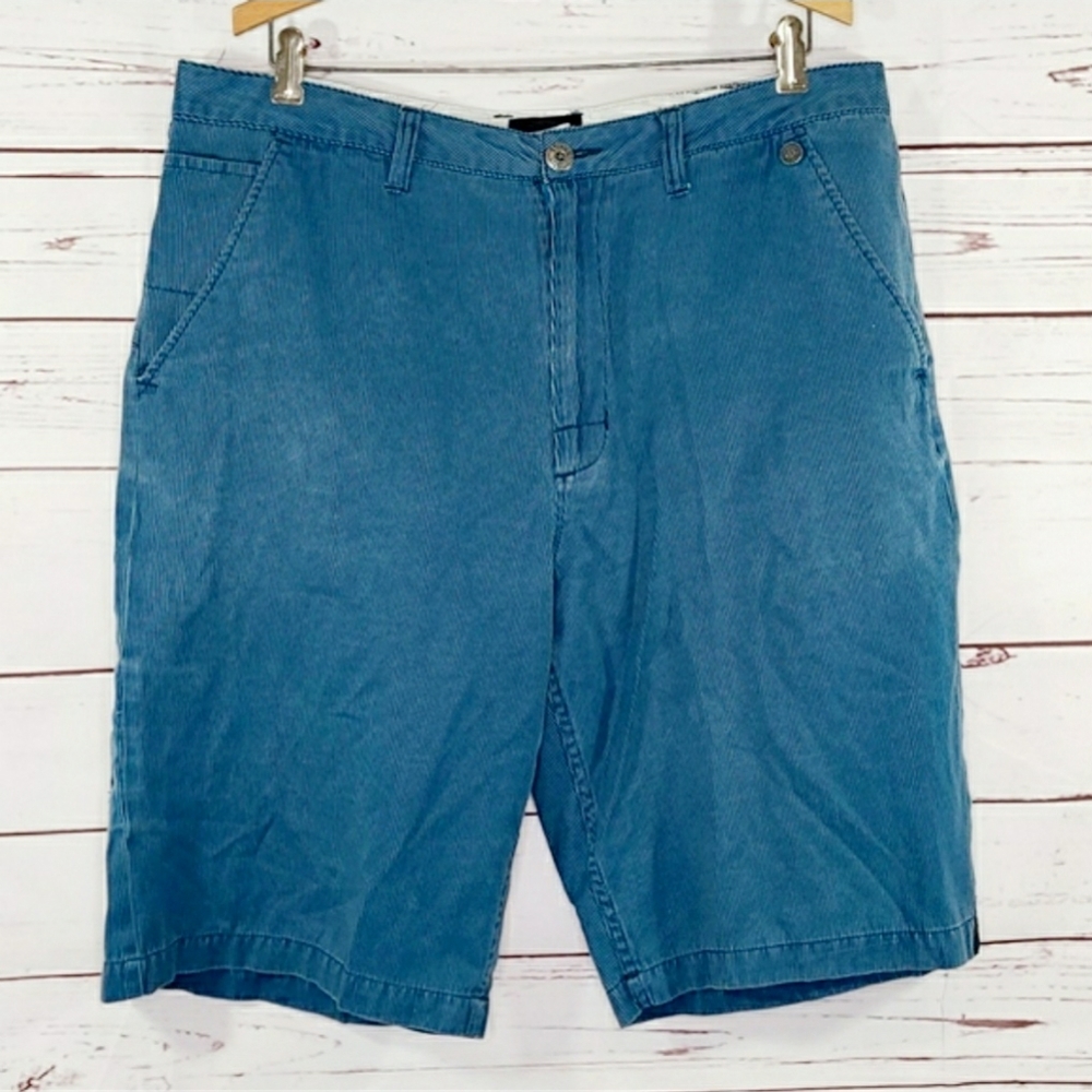 Men's Vans flat front shorts